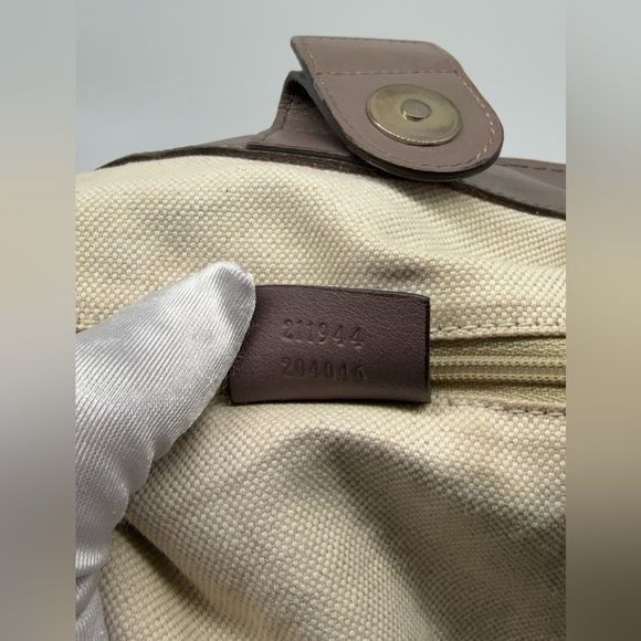 Gucci Sukey GG Supreme Canvas Tote Rare Colorway - Picture 14 of 16